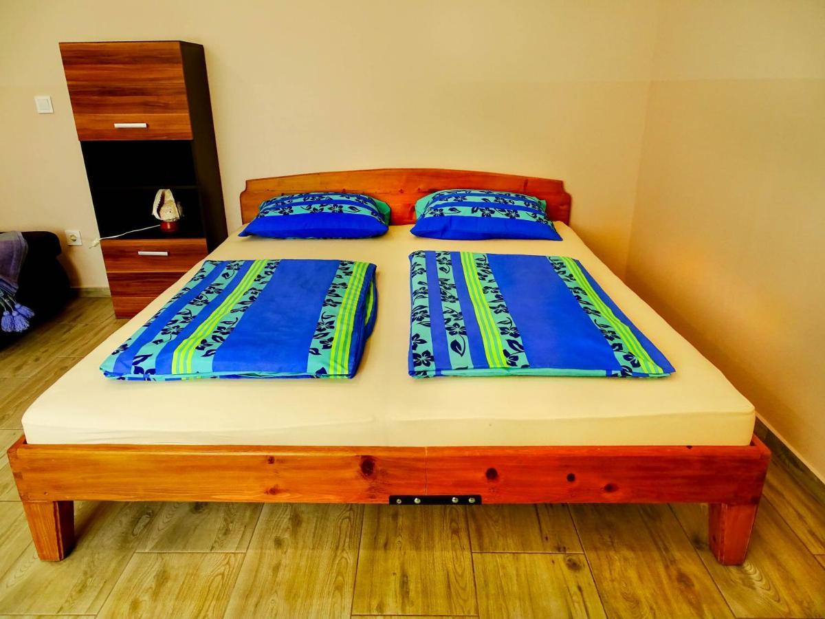 Eddy Apartman 에게르 외부 사진